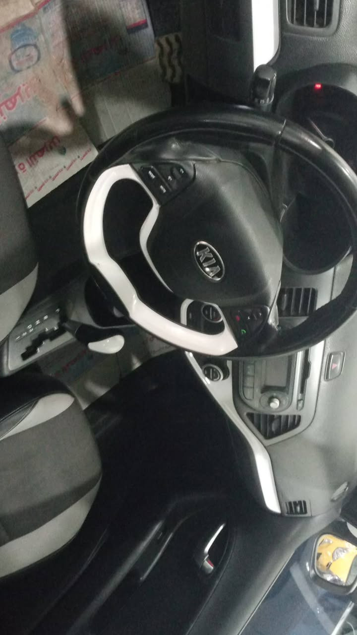 السلام عليكم كيا بيكاتوا 2015 فول مواصفات فتحه سلايد بصمة كشنات جلد ماشية38 الف السعر 110 مكفولة من الصبغ والضربة للاستفسار***********
