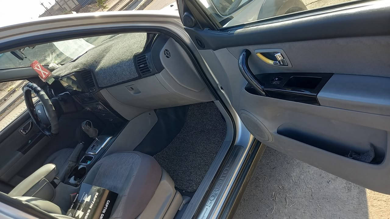 السلام عليكم سورنتو موديل ٢٠٠٧ خليجي مكفوله من الضربه والصبغ فول موصفات رقم اربيل جديد جاهزة من كل شي كير ومحرك وتبريد وحاديه على وضع الشركه بيه سونار السعر دفتر ١٠٠ ورقه مكاني بغداد حي التراث ***********
