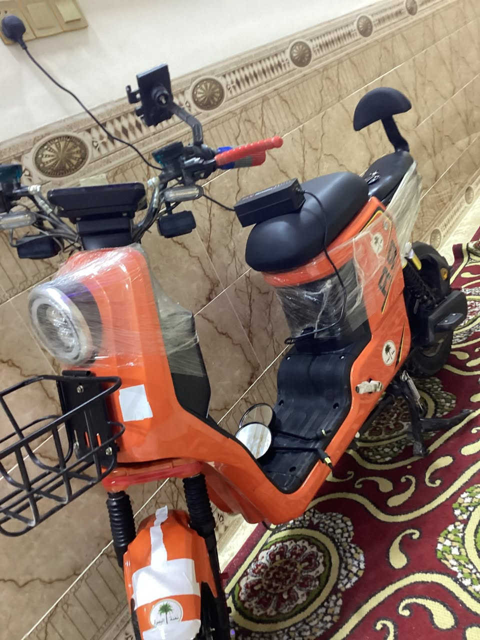 دراجه ار تسعا للبيع درجا 16امبير لا يتات نشرات كلشي شغال دراجا كلش مستعجل على بيعتها دراجا تفيد  وانا محتاج لين بعتها مو لين عطلانه لين انا محتاج مكاني بصره قرنه الشرش لاستفسار *********** ملاحضه الدراجا كلشي مابيها

