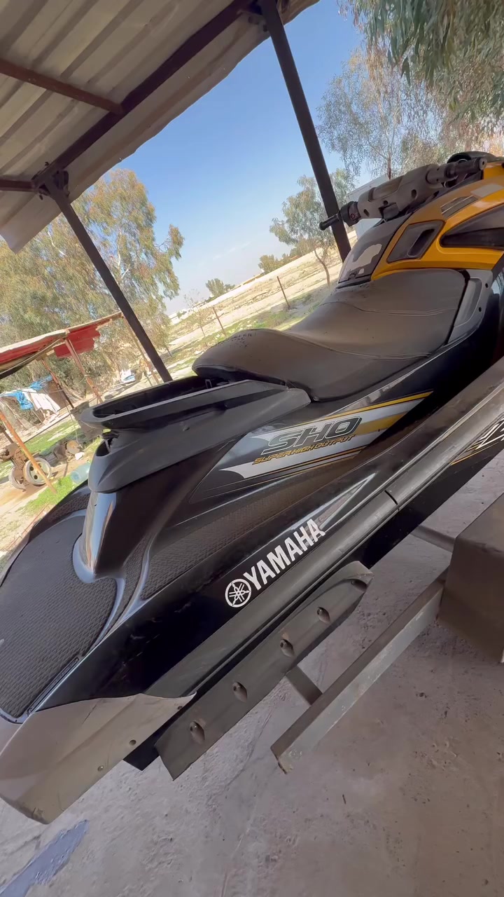 السلام عليكم جت Fzs2012 بدون مكينه تفرعاته كامله موجوده مع سوبر وعربانه نقص مكينه فقط السعر 28$ 
***********
