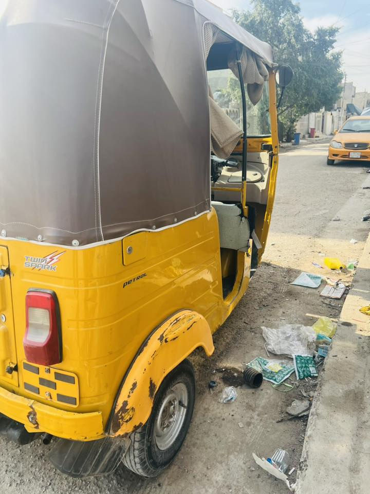 لام عليكم تكتك البيع مديل 2030 شهر 10 رقم وسنويه تحويل ثاني يوم تكتك خير من الله عوزه ترتيب بيع عله حطته مكاني بغداد حي نصر ما توجد عل فيس ***********
