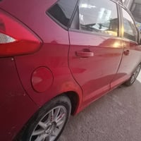 هاتش باك • موديل ٢٠١١ • السيديه