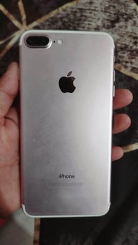 ايفون 7 بلس • ١٢٨ • مبدل شاشه بطاريه ٩٧