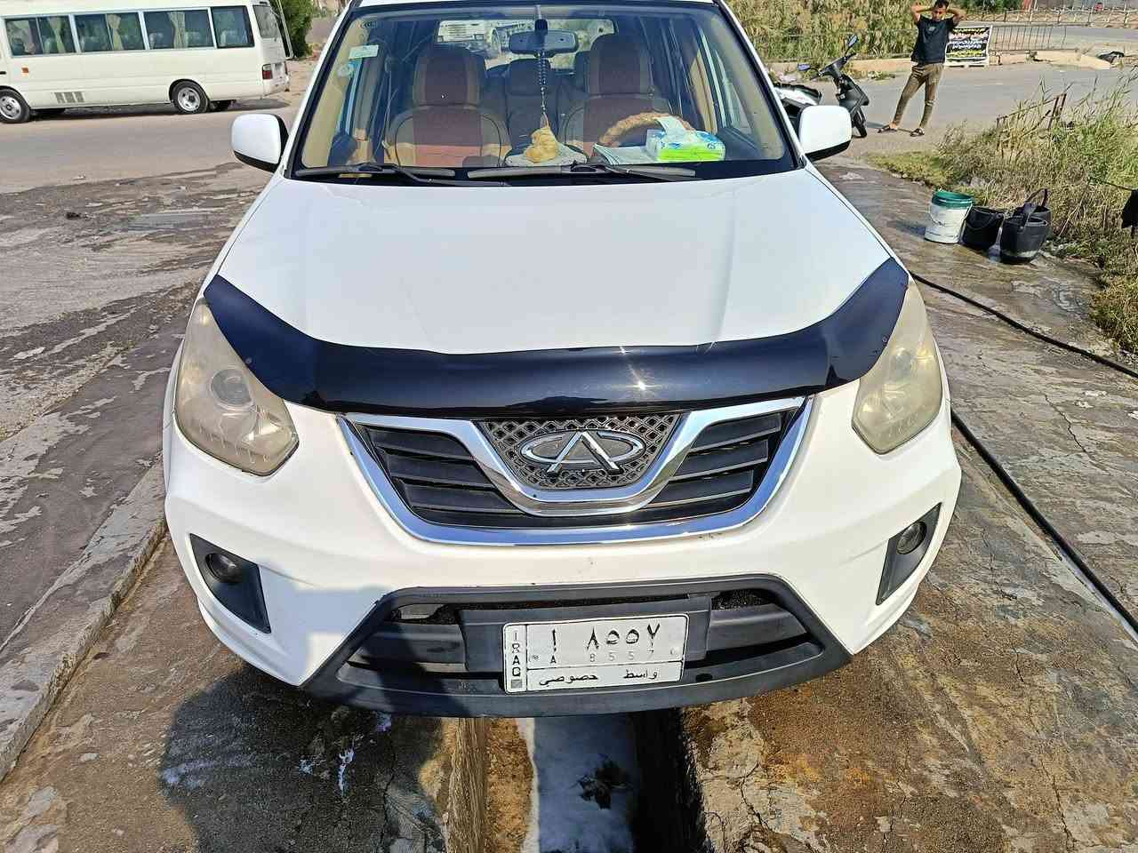 شيري تيكو موديل 2013 رقم واسط بأسمي سنويه لغايه 2028  كير كهربائيّ بيهه خياسات وتبديل جاملغات كما موضح بالسونار مسوي ادامه حداديه كامله وزوج تايرات جدد وباتري جديد والتبريد خير من الله والكهربائيات كلهه شغاله شادلهه لايت زنون اصلي وسستم سماعات Sony وشاشه اندرويد @
السعر:  55 ورقه وبيهه مجال بسيط 
للاستفسار:  ***********
