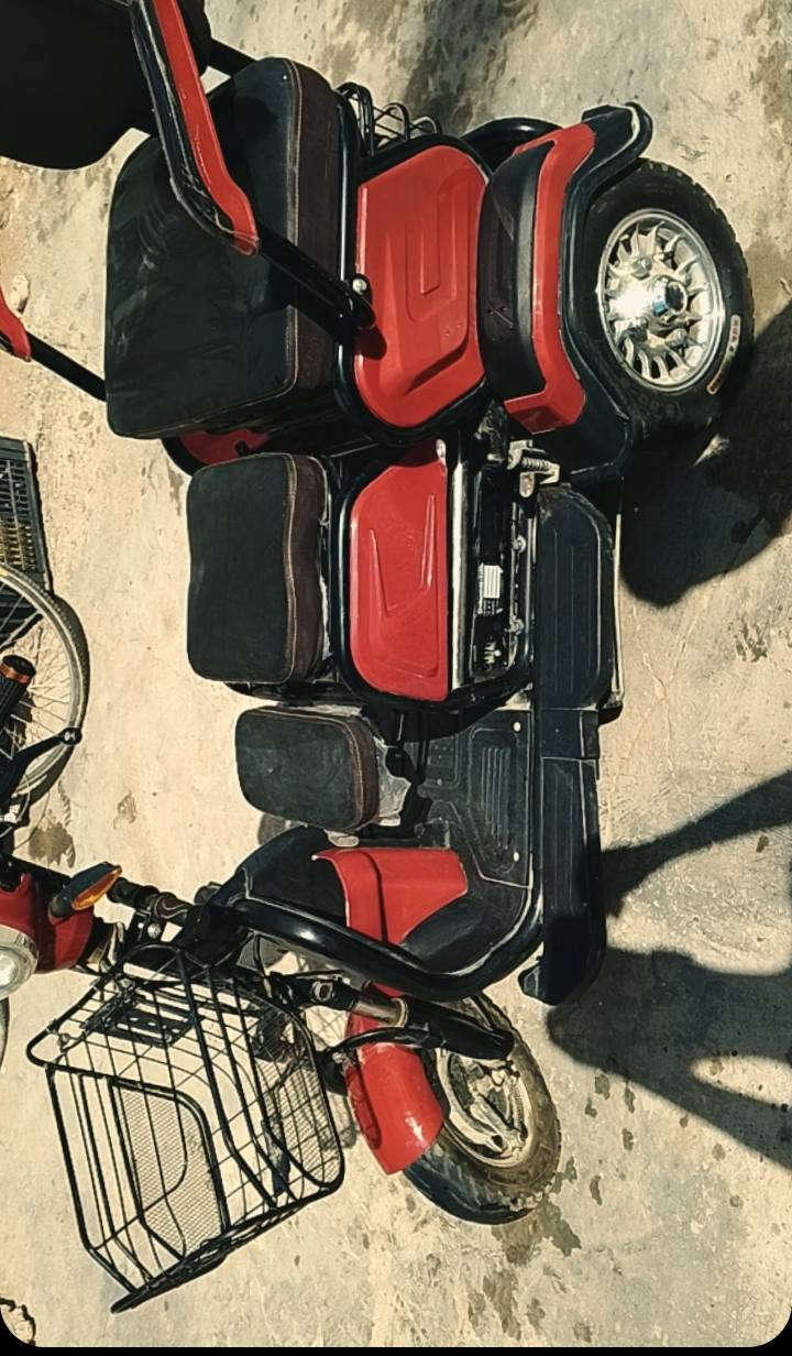 دراجه شحن نضيفه مستعمله ٦ اشهر بسعر ٨٥٠ الف وبيه مجال للاستفسار ***********
