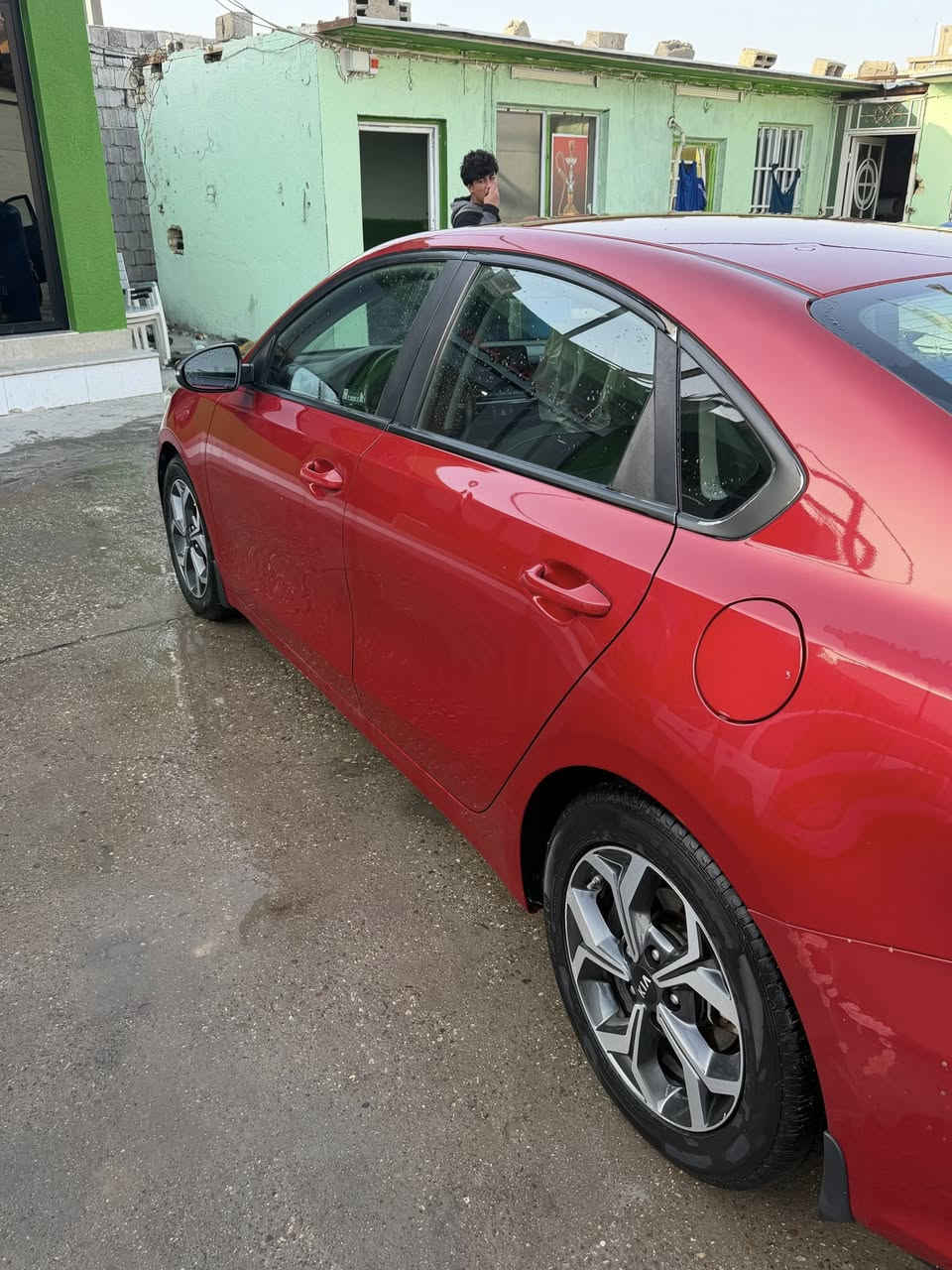 السلام عليكم
كيا فورتي موديل 2020 وارد كندي 
حادث جاملغ ايمن راجع بارد بدون صبغ و نصف البنيد صبغ بدون تبديل
مواصفات EX 
محرك 2.0 دوش 
تدفئة كشنات و ستيرن  
تبريد قطعتين
اشاير بالمري 
شحن لاسلكي 
شاشة كبيرة 
كامرة 
لايت ليد ابيض عالي ناصي
رادار جانبي مغادرة مسار 
رادار نقطة عمياء
رادار امامي مانع تصادم 
ويل كب 
سونار موجود عندي و صور الحادث اذا تحب راسلني و وتدلل 
السيارة بأسمي رقم اربيل 
السعر 142 و بيها مجال بسيطة 
مكاني واسط / الكوت 
***********
***********
