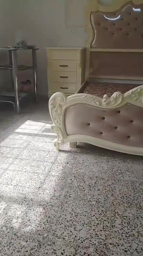 غرفه لبيع  مكان بغداد  حي الاعلام
غرفه جديده  

***********
