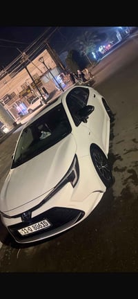 كورلا هايبرد 25 فول مواصفات مكفولة كفالة عامة ماشية 12 الف و400 السيار...