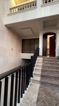 ميسان • ٢٥٠م • ٤ طوابق