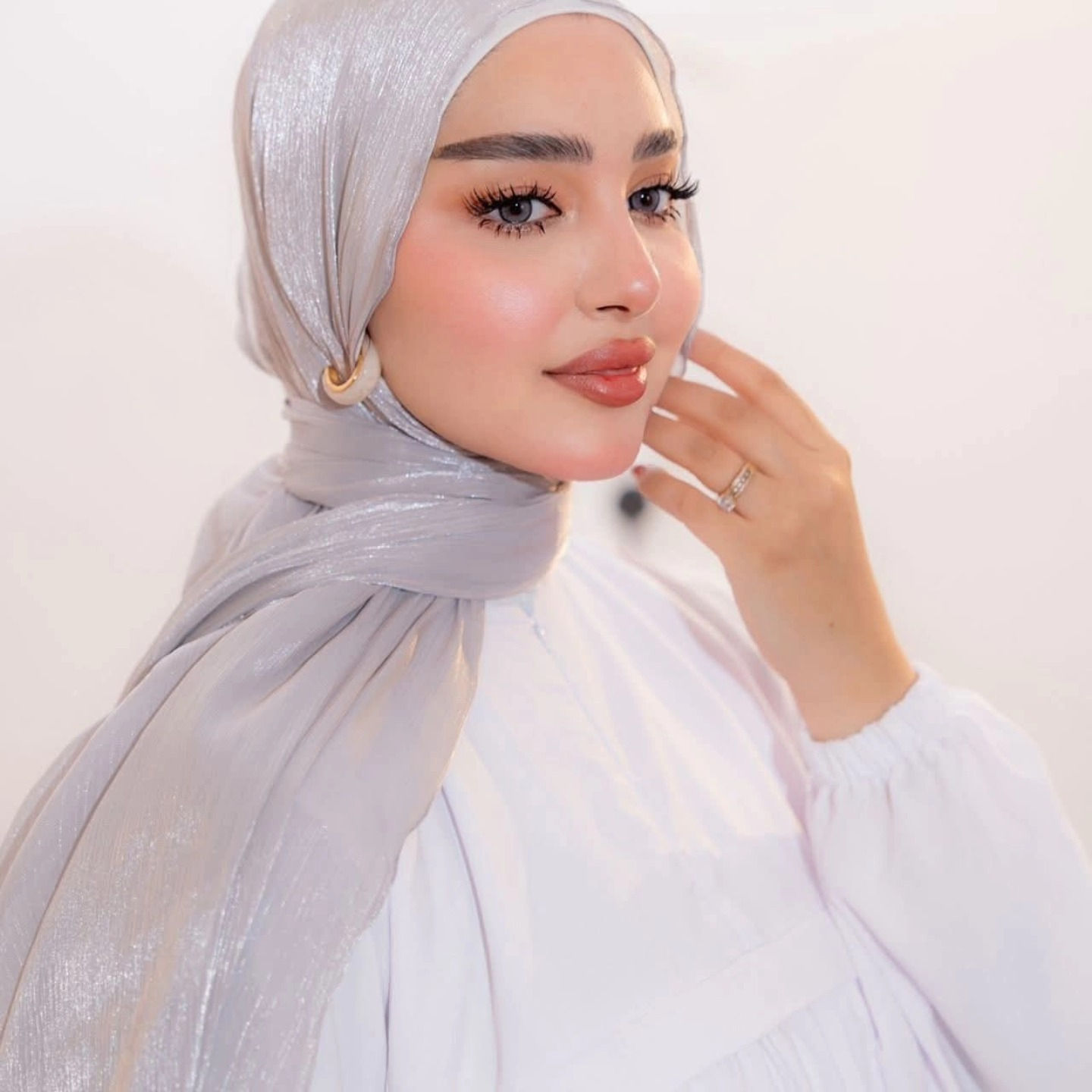 #حجابات_ماركة_عنوان_الاناقه🌸
لأن الشال مو مجرد قطعة… هو لمسة أناقة تكمل إطلالتك 💕
ألوان عصرية، خامات ناعمة، وتنسيقات تناسب كل الأذواق
اختاري شالك اليوم وخلي ستايلك يحچي عنك 💗💗
 

شال اوركنزه💗💗
___________________________

‎زورونا  في موقعنا الكائن 👇👇👇
‎الانبار_هيت_حي الجمعية _ مقابل مدرسه الصمد

#للحجز_السريع_واتساب ***********

صفحتنا عبر الانستغرام

Marka_shal
‎يتوفر خدمه توصيل لكافه انحاء العراق 🚙🚕🚗
