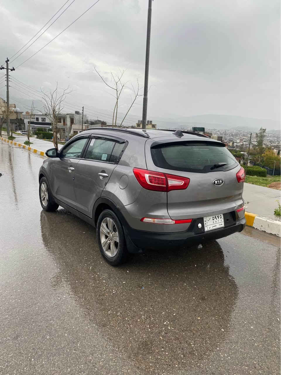 كيا  سوپورتاج موديل ٢٠١٣ فول فول مواصه فات مه كينه گازي سو په ر    ده عامي بو ده عامي به شه رت گيروو مه كينه    به شه رت كوشن جلد به صمه  و سوكان فوليم حاصه و فول موصه فاته زور زور تونتد توله يه ك دينار مسرفي هه موشتيكي به شه رته  ليزه ره دوبه يه مالي مه ده ني  به شه رت  ٥٩ وه ره قه ***********-*********** دار بنديهكان, السليمانية
