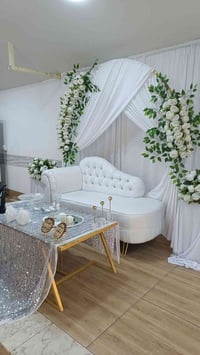 تأجير كوشات • توصيل موصل • أسعار تنافسية