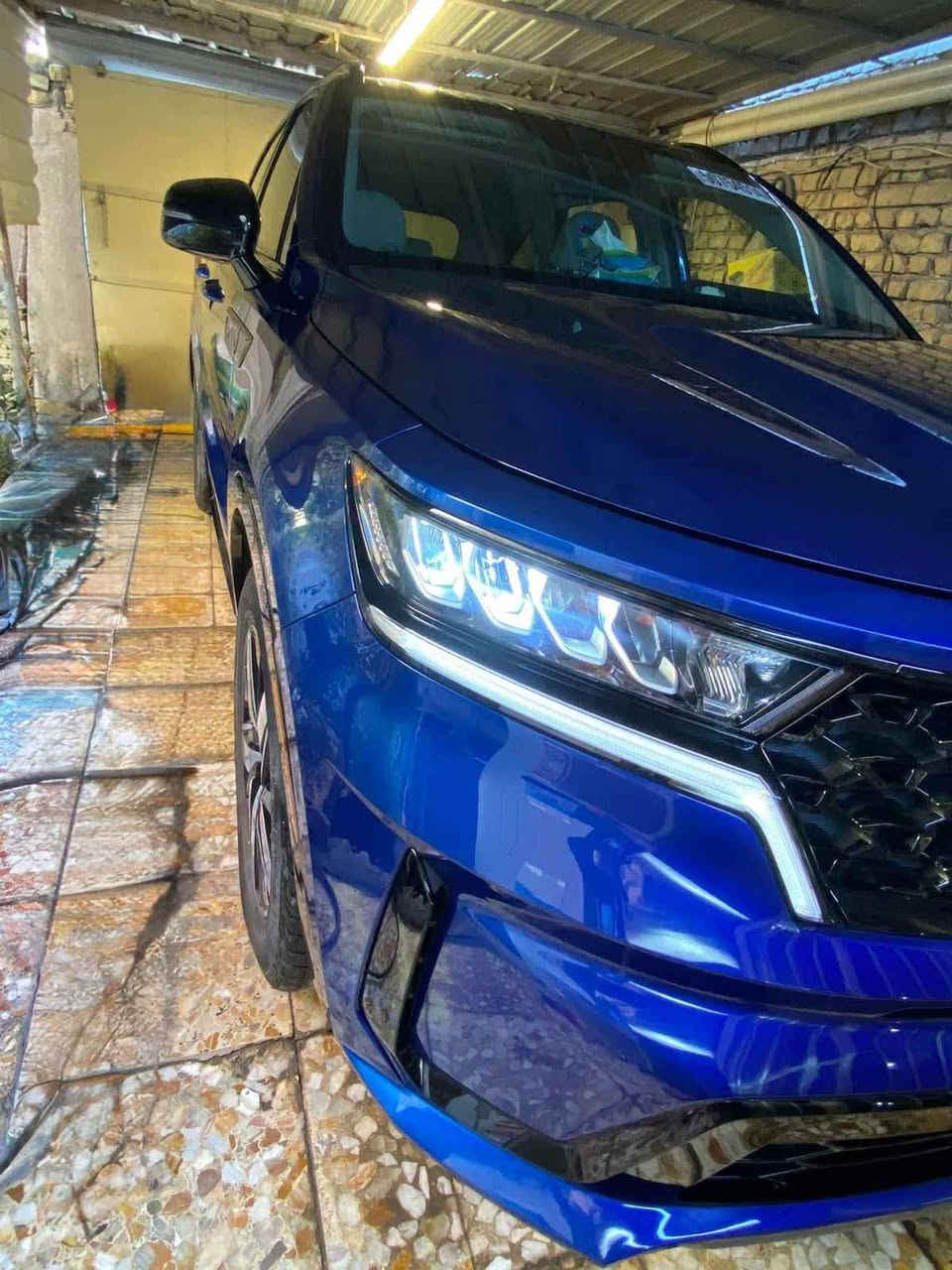 سيارة سورنتو موديل ٢٣ وارد امريكي سبعه راكب سيارة ما ماشيه واقفه بالبيت لان عندي غيرها من اجت من امريكا لليوم واحادثها بسيطه كلش سيارة بعدها بريحة الشركه مكانها بغداد حي القاهرة Colombo, Sri Lanka
