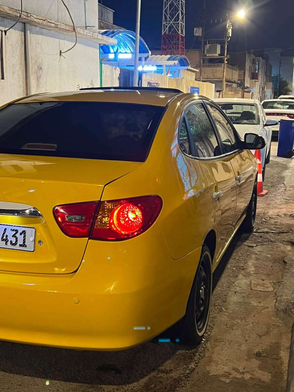 السلام عليكم النترا مديل ٢٠١١ خليجي رقم بابل شرط تحويل مصفره هيئة وغرامات سيارة ستوه مصبوغه مكينه ستوني شاده حاويه تبريد قبل سبوع منضومه جديده تخم تاير جديد حداده من اطول للطول جديده غرفه مدوشه جديده سيارة جاهزه ع اخر حبايه مكاني البصرة اتصل وبخدمتك السعر ١٠٠ وبيه مجال للأستفسار *********** شط العرب, البصرة
