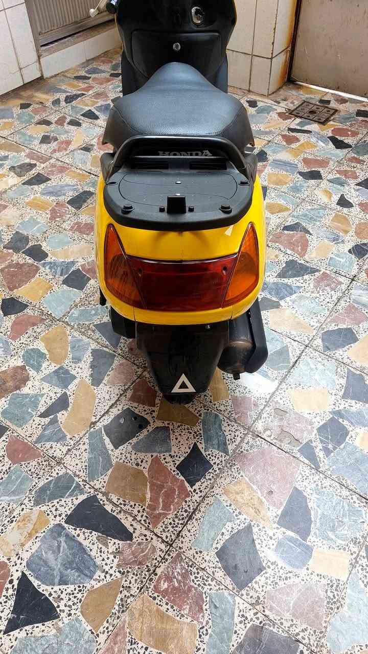 سبيسي ياباني جاهزه كفرات مكينة بوش وبستم رايمر شلعه معدل ناعمة كابريتر اصلي اكسل بلادي كهربائيات كله شغالة دراجه كل نقص مابيه مكاني كوت الزهراء ***********
