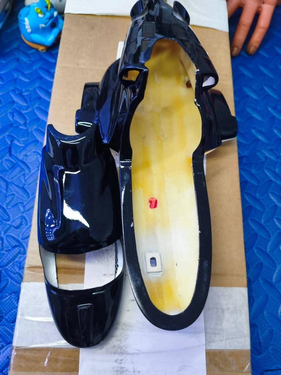 سلام عليكم من رخصة ادمن
كفر طياره فارخ للبيع
***********س
