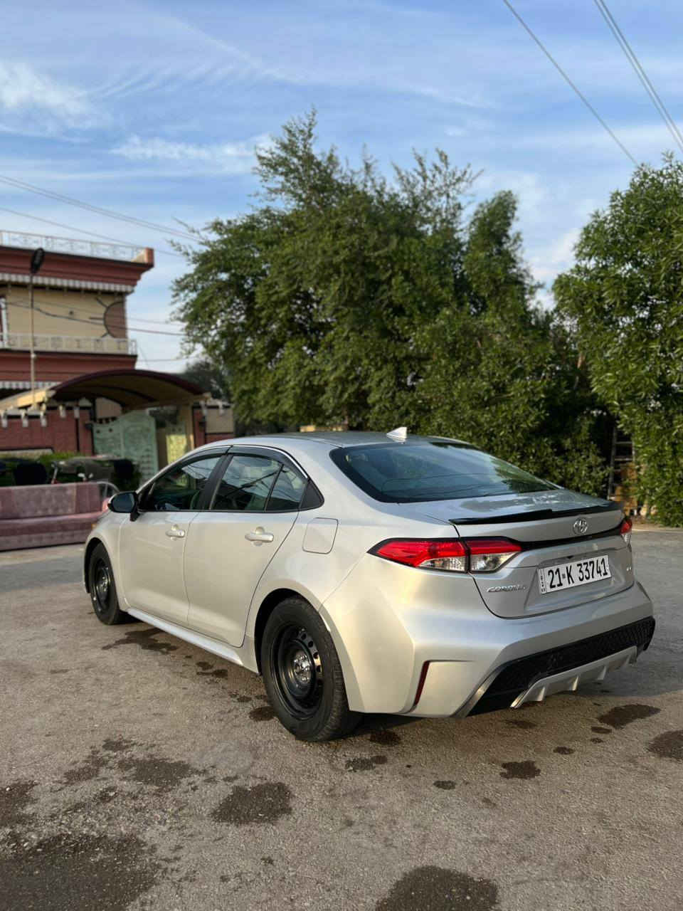 كورلا موديل 2021 وارد امريكي ماشيه 117 km حادثها جامرلغ الخلفي مرجع بارد ومضروب كلير بدون ايرباك السعر 152 رقم الهاتف ***********
