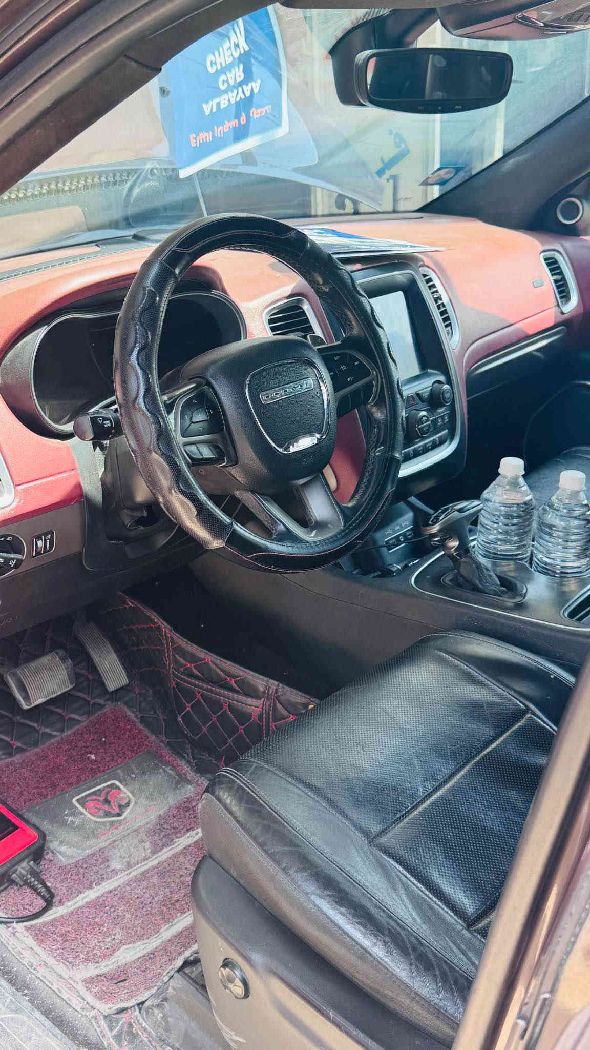 السلام عليكم

دورنكو سيتادل

‏  Dodge Durango Citadel (اعلى فئة) 

فول مواصفات

•الضرر: دعاميه وچاملغ عالبارد

•الرقم: مرقم بغداد 

•الايرباكات:  ودشبول

•المواصفات :

▪️السيارة: دودج دورانكو CITADEL 

▪️الموديل: 2018

▪️المحرك: 3.6L . V6 (ستة سلندر)

▪️ توقف ذاتي 

▪️حجم الويل: ويل كب حجم 20 مع طقم تايرات بحالة ممتازة

▪️لايتات زينون مع حاجب LED مع كشافات دعامية زينون

▪️فتحة سقف 

▪️غرفة السيارة جلد لون اسود اصل

▪️حساس امامي

▪️حساس خلفي

▪️گير شفتر بالستيرن للتحكم بالگير العادي

▪️شاشة الدشبول حجم كبير

▪️تحكم فول كهرباء لكرسي السائق والراكب

▪️كشن ذاكرة (خزن ميموري) لكرسي السائق

▪️ثلاث قطع تبريد

▪️تدفئة وتبريد للكشنات الامامية

▪️تدفئة فقط للكشنات الخلفية

▪️سستم صوت

▪️تشغيل عن بعد

▪️جنطة كهرباء

▪️تحكم ستيرن جهتين بلوتوث وحاكية وكروس سرعة وتحكم صوت 

▪️نظام ABS مانع انزلاق

▪️السيارة فول مواصفات ،.

السعر المطلوب:220

العنوان📍بغداد مشتل

 

للاستفسار☎️:*********** Colombo
