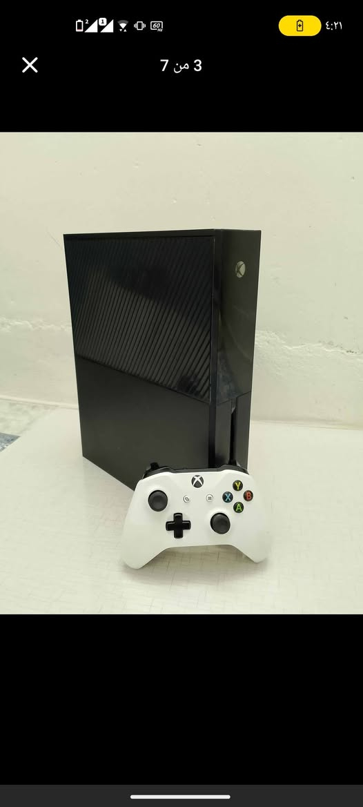 xbox one fat  1 تيرا يده مال ون اس ويه جهاز يشتغل بدون مشاكل ابد 125الف بي مجال ***********
