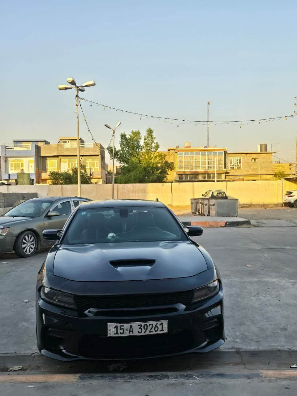 السلام وعليكم شباب جارجر موديل 15 sxt محدثة 20 GT  حادثهه جاملغ وبنيد  السيارة فول ماعدة الفتحة حداديه جديده تبريد كير مكينه كفاله سياره جاهزه من كلشي ملاحضه سياره مال بيت مكاني بغداد مرور التاجي سعر 148وبيه مجال حك لجيه فقط بيع او مراوس , ***********
