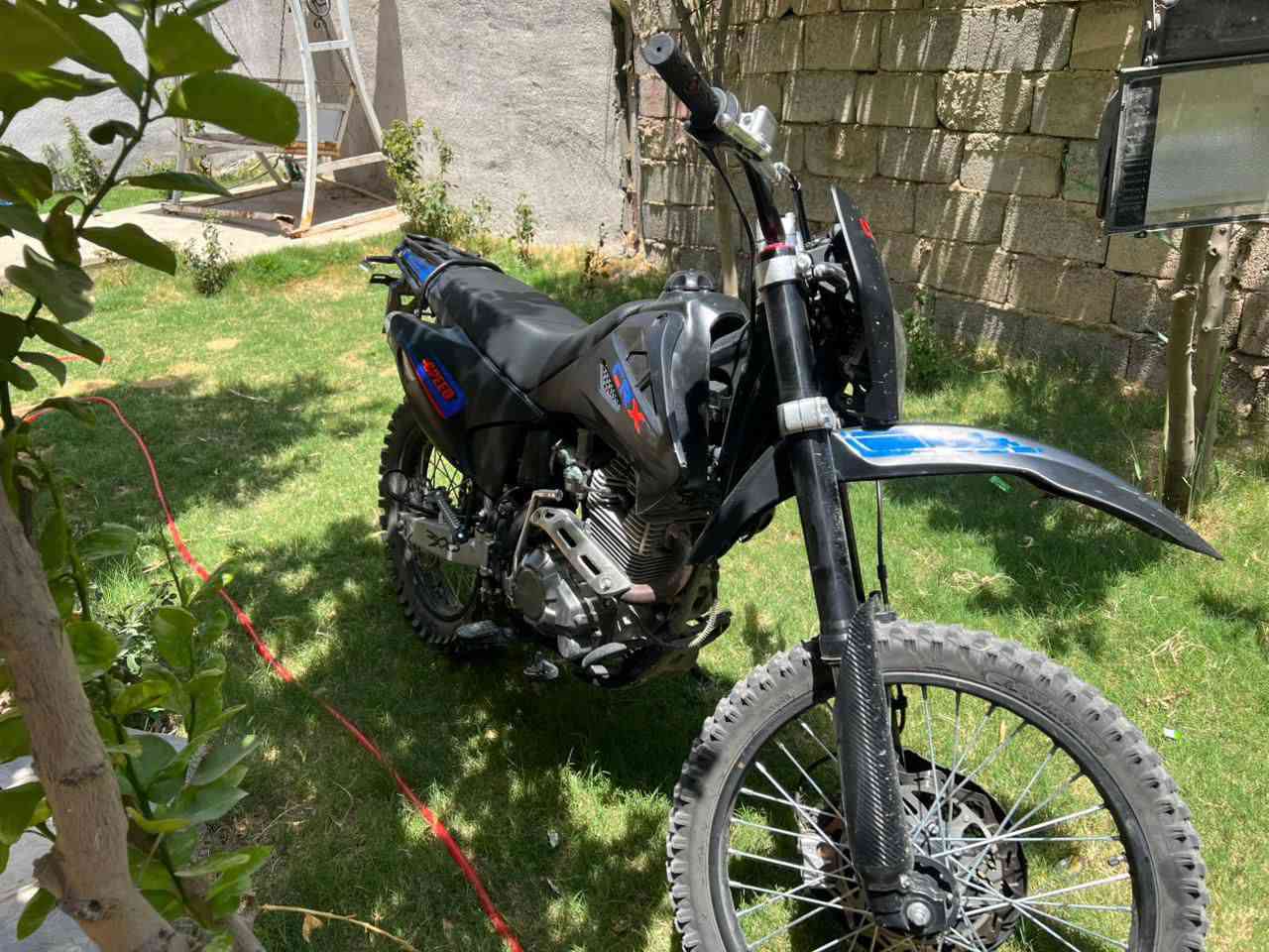 السلام عليكم
دراجه CRX

محرك 300 

الدراجه كفاله عامه

الدراجه اوراق فقط
السعر مليون و100 وبيه مجال
مكانه ديالى الحويش قرب مطعم سامان

***********
