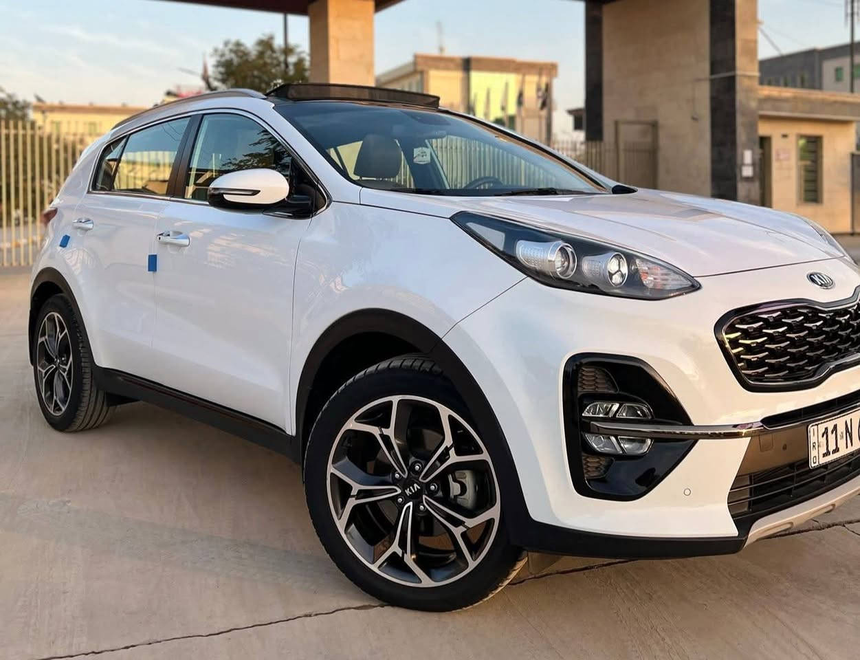 سبورتج 2021 جيتي لاين 
ماشية 40 الف حقيقي
فول مواصفات  1/1 اعلى فئة بالموصفات 
موصفاتها : ال GT 🔥
مكينة 2000 
بصمةتشغيل
بصمة عدد 2
وبصمة ابواب 
وبصمة صندوك
بانوراما
ترحيب عند الاقتراب
شاحن واير لس
مري شفط 
جنطه كهرباء 
لد نهاري  + بك لايت LED 
لايت ضباب
ويل كب 19
كشنات جلد + كهرباء السائق والصدر
مود درايف DRIVEMODE 3انضمه
ستيرن رياضي  حرف Dمختوم بجيتي
تحكم ستيرن فول مع تحكم بلوتوث
قطعتين تبريد امامي خلفي 
سايد بريك بصمة 
زراگه لايت
لايت اوتو
اريل نفكيشن
حساس امامي
حساس خلفي
نضام منحدرات
5 ويل مال جيتي
شفتات ستيرن
شاشة اعطال
تختم تاير كوري 
سيارة جديده بحاله الوكاله بلعافيه ع الياخذها 

مكان السيارة بغداد
رقم صاحب السيارة 
***********
*********** بي واتساب

السعر :: اطلبه بالتعليقات يصلك خاص 📩

#ادارة_الصفحه ⚡

ملاحظه / 🔴
مدير الصفحه غير مسؤول عن بيع وشراء واصوليات السياره نحن صفحه لعرض السيارات فقط.
