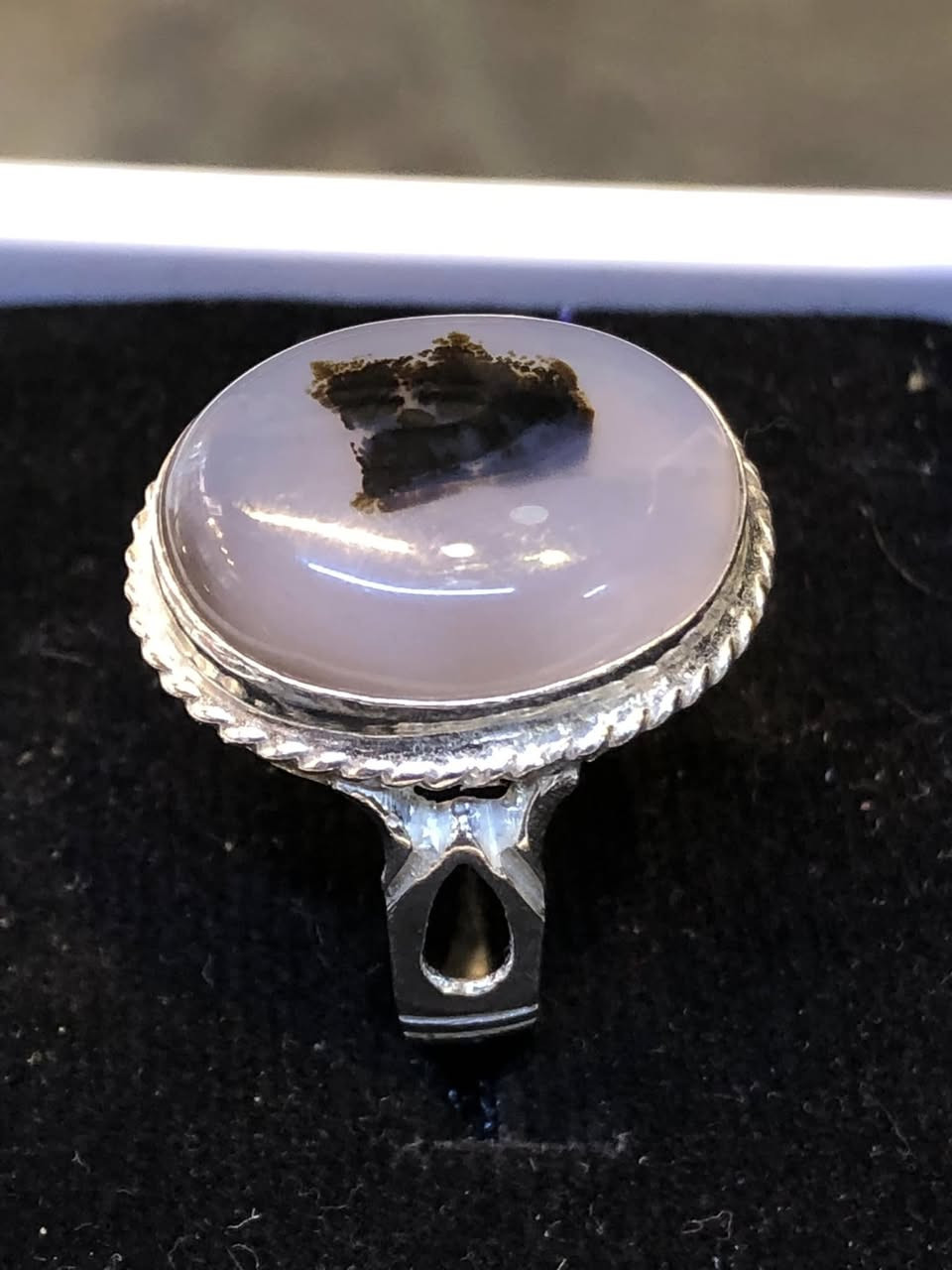 محبس فضة ٩٢٥ القياس ١٩ السعر ٢٥ الف


**إذا كنت صاحب هذا الإعلان وتريد حذفه لأي سبب، رجاءا أرسل رسالة إلى الدعم الفني**