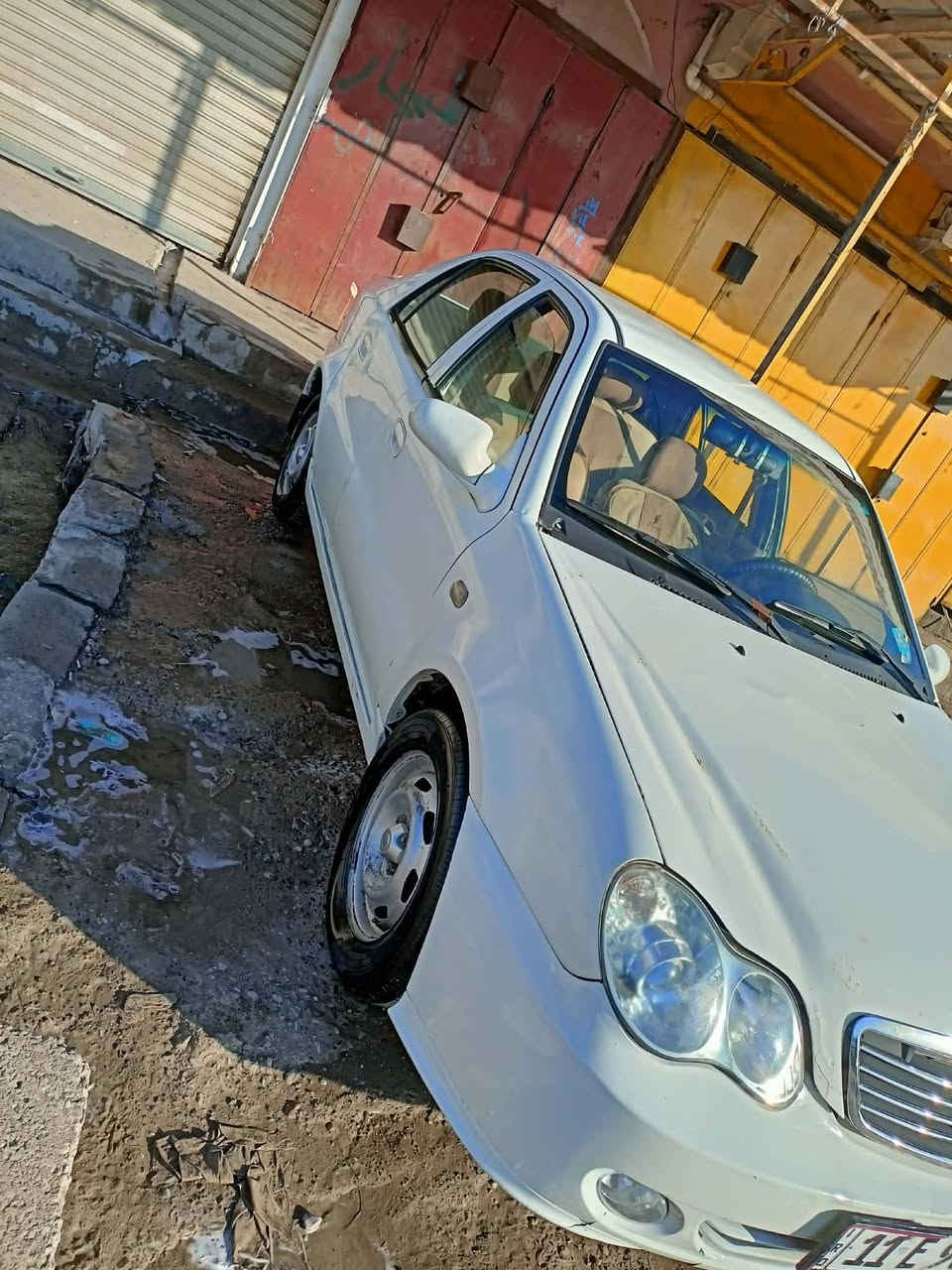 السلام عليكم ck  موديل 13   كصه قدميه رقم بغداد مسطرة هزه جديده الشرعي صاحبي السياره شرط وكالة تحويلل
صبغ حزام طخم تاير جديد محرك كير شرط 
تبريد شغال 
داخل السياره كلو ابلادي وضع شركه كامره شاشه تاب Andrew White

السعر 42 
***********
