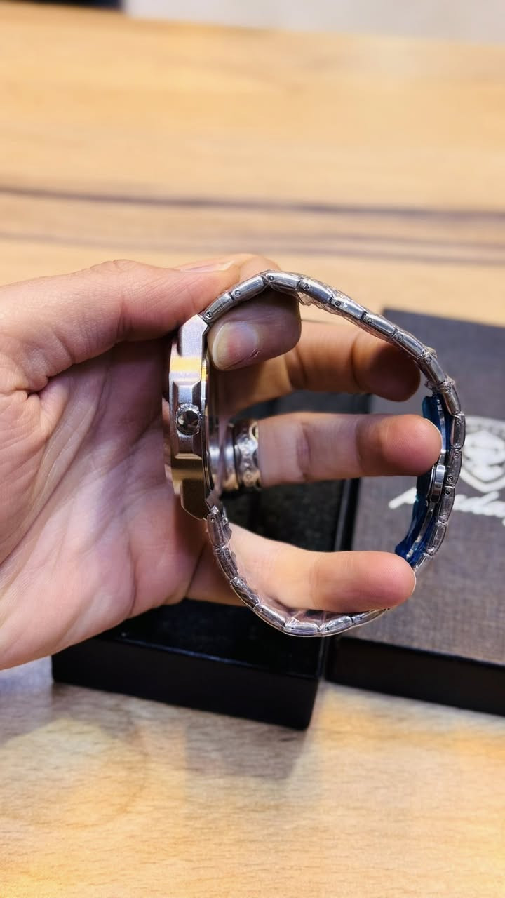 ساعة رجالية Poedagar (بوداجار)


**إذا كنت صاحب هذا الإعلان وتريد حذفه لأي سبب، رجاءا أرسل رسالة إلى الدعم الفني**