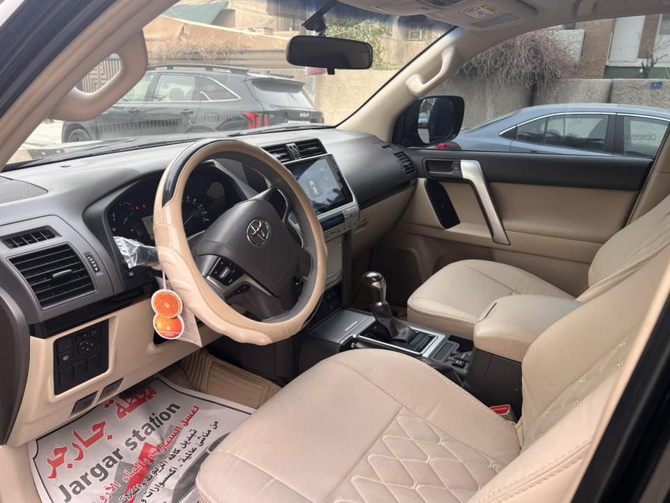 السلام عليكم 
برادو موديل ٢٠١٩ 
محرك ٦ سلندر 
لاضربه ولاتكحيل ولابارد بيه قطعه صبغ فقط 
ماشيه ٦٦ الف حقيقي 
السعر ٤٠ الف دولار يعني ٤ شدات 
رقم سليمانيه
السياره خير من الله 
العنوان بغداد البلديات 
***********
