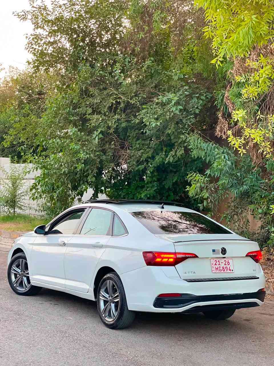 Jetta se 2024
فول مواصفات 
سيارة جاهز بدون مصرف 
ضرر سيارة ٦ قطعة صبغ بدون دواخل 
سيارة رقم كاتي ترقيم شيمالي 
مكان اربيل 
سعر ١٢٥ ورقة مجال 
رقم ساحب سيارة ***********
واتساب موجود

