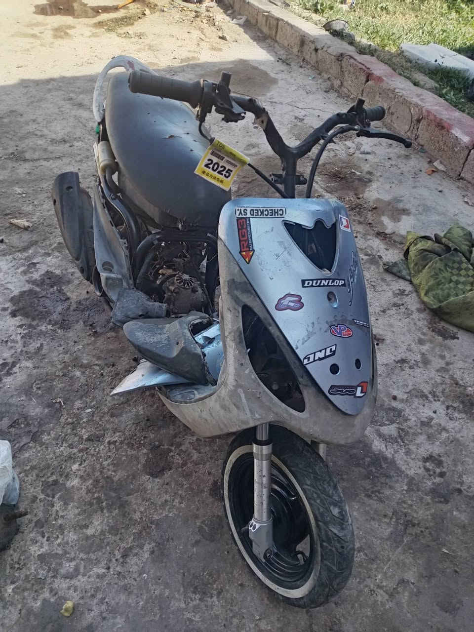 للبيع او مراوس وانطي فرق دراجه ماكس منغولي  120 شغاله بس من دوسلها ترتر
بيها تزويد دبلات رياضي اصليه وكلجات رياضي اصلي و
 قباقه مال كور رياضي دراجه تجفيت جديد 55 سعر 200
مكاني الحسينيه مال الراشديه
شراي خابرني ***********
