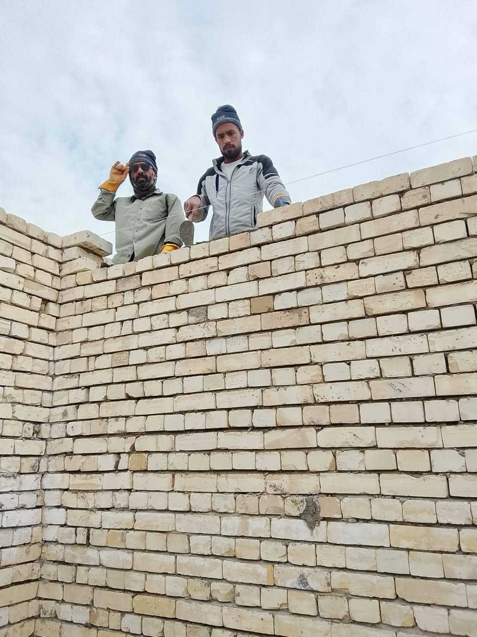 خلفه بناء درجة اولى استلام مهندس متفرغ حالين نعمل في جميع مناطق كربلاء بسعار مناسبه نشتغل على دبل وتشتغل قطعي والله يرزق الجميع الاستفسار ***********
