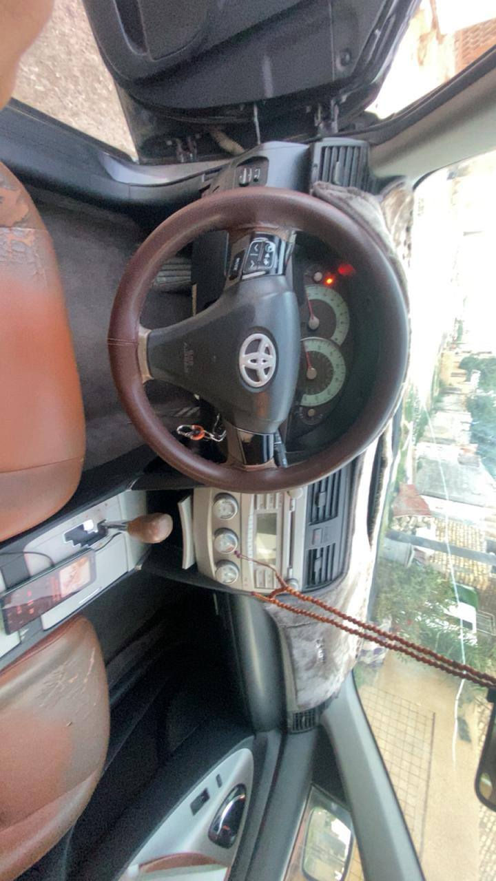 السلام عليكم
كامري.  (2011)
وارد أمريكي
حادثه جاملغ ليسر
بدون دواخل فقط
بيه خمس قطع صبغ أثر شخوط
صبغ جماليه فقط
فئت SE
عليه كت رياضي 

موصفات سياره
فتحت سقف
مانع نزلاق
تحكم ستيرن
كراسي كهرباء

لمحرك سياره
V4
حجم(2500)
VVT_i
دوش
سياره خير من الله
سياره مراوس فقط
لتواصل  بي واتساب

***********
تحياتي لجميع
