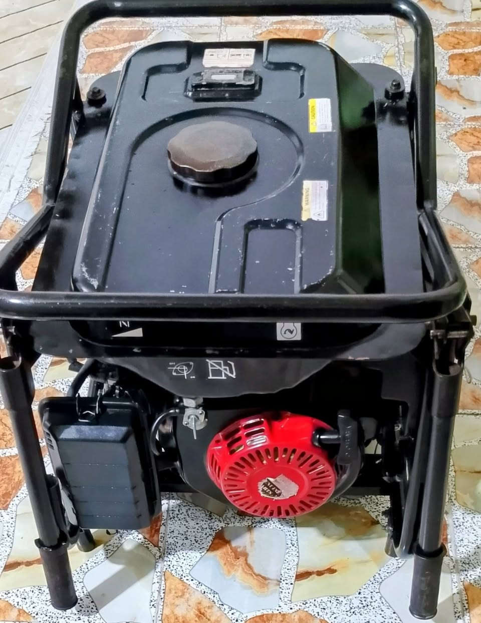 السلام عليكم مولد افر ياباني3 كيفي 12 امبير سلف وبكره شغال نقصها بس باتري ملف نحاس حجم الملف 12 سانتيم دبدوب  مولد نظيفه ما دخله تصليح عل الفحص اقتصاديه بالصرف لتر واحد بنزين بالساعه كهرباء مستقره سعره 225 ☎️ الهاتف *********** بي واتساب شراي يتصل مكاني بغداد قرب مجمع بسمايه اكو توصيل بكروه داخل بغداد فقط 🙏
