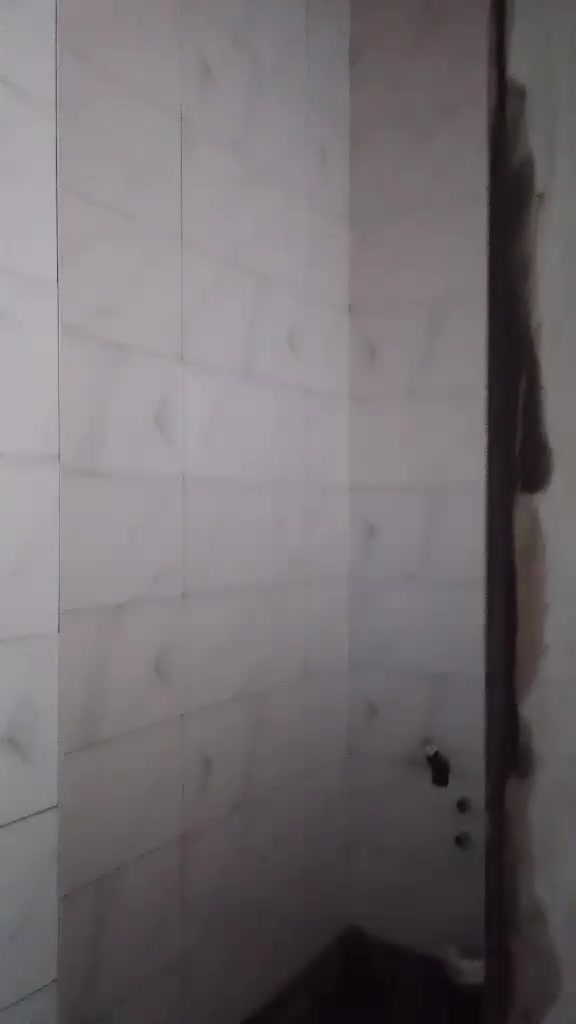 السلآم عليكم ورحمة الله وبركاته خلفة سراميك وبورسلين كاشي مرمر جدران ارضيات درج بيات الواح هذا رقمي بيه واتس *********** شغل درجة اولي فل مكاني بغداد الشعب
