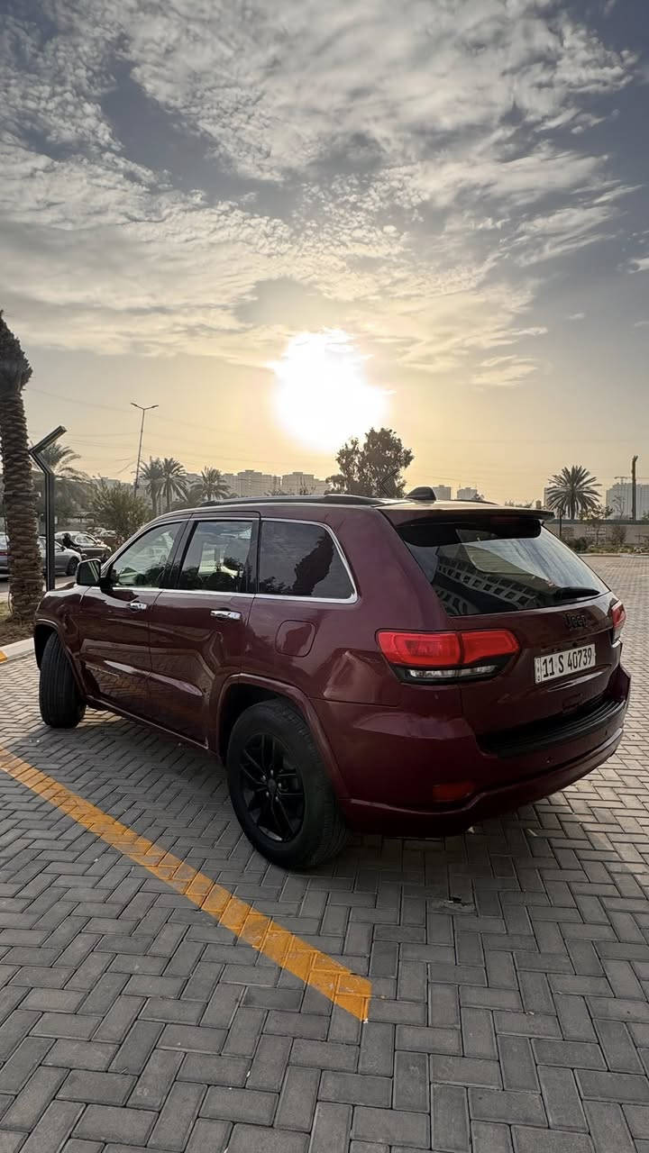 السلام عليكم
جيب 2019 

ماشيه 111 الف كم 

نص مواصفات 

حادثه خلفي صور الحادث بل منشور بدون ايرباك 

صبغ ٤ قطع 
السعر 170 ورقه وبيه مجال شي قليل 

*********** واتساب
