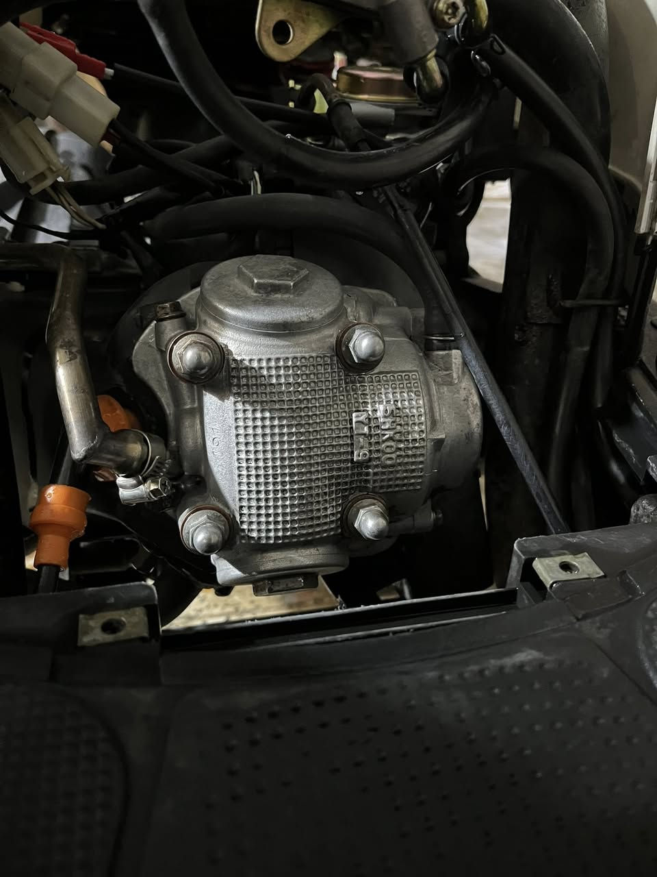 سلام عليكم
بوليسي للبيع

مكاني النجف 

السعر 800 بيه مجال 

مكينه حلوه ما مفتوحه

***********
