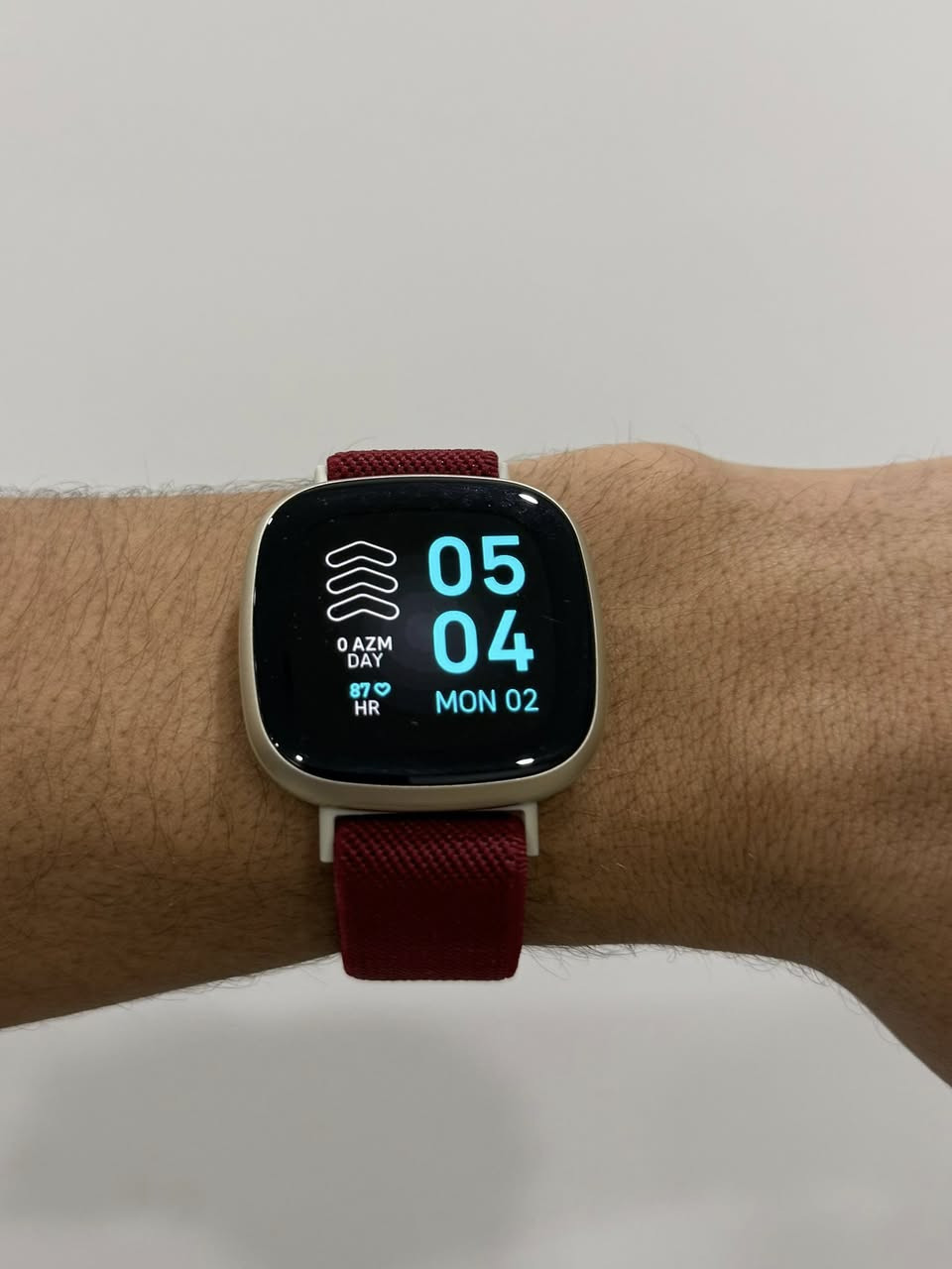 وصلنا حديثاً ساعات وباندات ماركة Fitbit الأصلية
إذا تحب تتابع صحتك ولياقتك بطريقة ذكية وعصرية، ساعات Fitbit توفر لك:

❤️قياس نبضات القلب

💤تتبع النوم

🚶🏻حساب الخطوات والسعرات الحرارية

🏋️متابعة التمارين الرياضية

🔋بطارية تدوم لعدة أيام 

تصميم أنيق يناسب جميع الأذواق

متوفرة بعدة موديلات وألوان

توصيل سريع لجميع المحافظات


**إذا كنت صاحب هذا الإعلان وتريد حذفه لأي سبب، رجاءا أرسل رسالة إلى الدعم الفني**