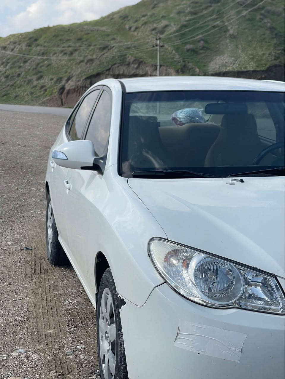 ئەلنترا 2010بۆنیت و نیو سندوق  و دۆسەیەكی بۆیاخ  بێ لێدران پێش و پشت كەپس گێر و مەكینە و تەق و ڕەقە بەشەرت سەنەوی نوێیە 
سعری 95
*********** Singapore
