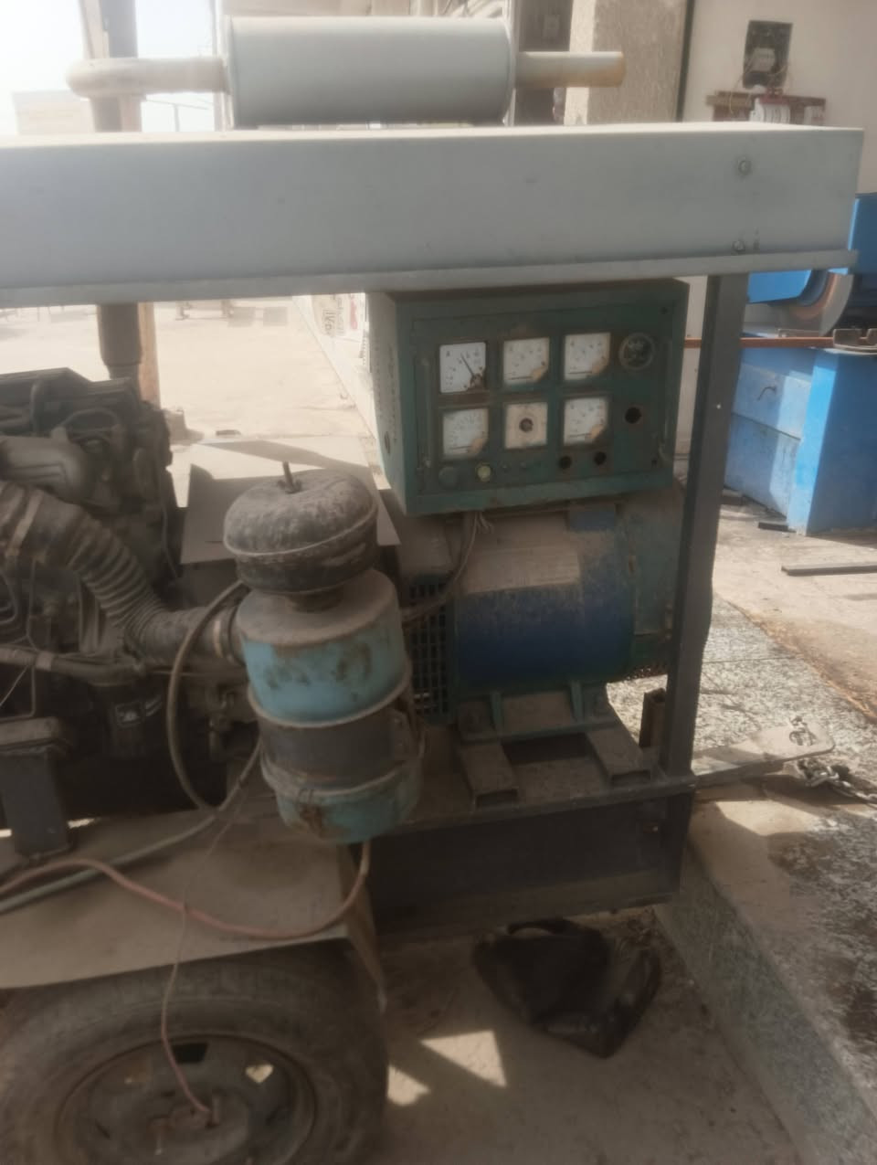 كيا 30كيفي جاهزة مكينة مكفول حي البساتين بغداد ***********
