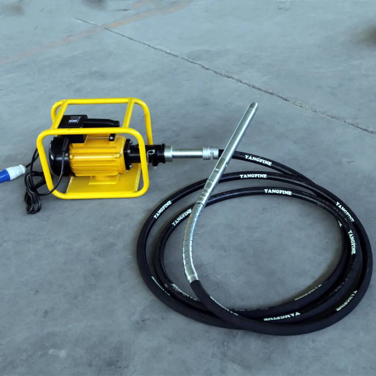 🔧 هزاز خرسانة كهرباء (فابريتر) شغل ثقيل
إذا تريد صب نظيف وخرسانة قوية بدون تعشيش، هذا الهزاز ينجز الشغل من أول مرة.
✅ كهرباء قوي
✅ خرطوم 6 متر يوصل لأعمق مكان
✅ ملف نحاس أصلي يتحمل الشغل الطويل
✅ اهتزاز عالي يطلع الهواء من الخرسانة
✅ يخلي الخرسانة متماسكة ويمنع التشققات
يفيدك بالأعمدة، السقوف، الأسس، وكل أعمال الصب.
شغل عملي يعتمد عليه بالموقع.
💰 السعر: 170 ألف دينار
📞 للحجز والاستفسار: ***********
🚚 توصيل متوفر
