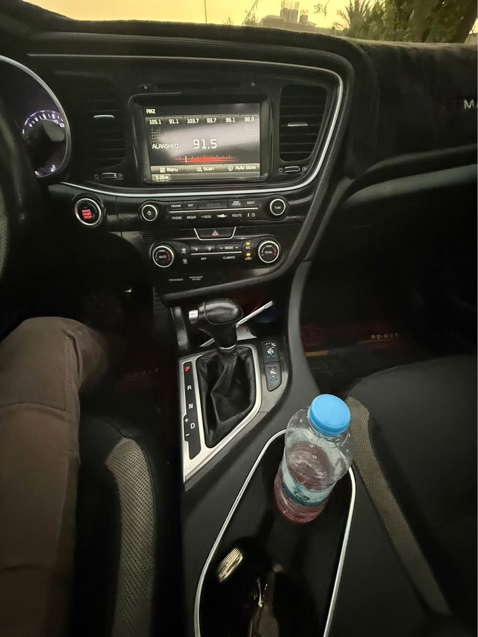 السلام عليكم للبيع او مراوس السياره بدون حادث يعني مكفوله من كلشي بيها فقط بنيد بيه جراد  رقم بغداد تحويل موصفتها على شي. وسعرها 112 وبيها مجال اكيد  موقع السياه بغداد شهداء البياع جهزا من كل نواحي. رقم هاتف *********** بغداد, العراق
