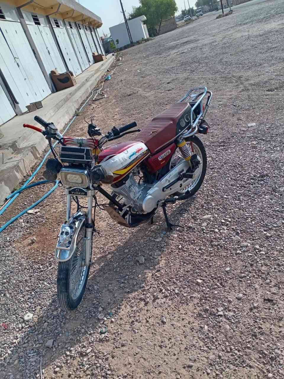 سلام عليكم دراجه البيع موديل 2023سونك الرقم***********
