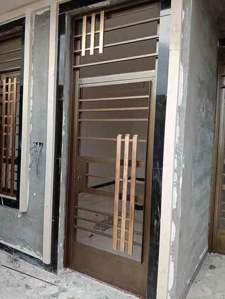 صباغين من بغداد متفرغين طلس كوبلنات داخل واجهات بوب وشبابيك حديد تصليح ترميم ***********
