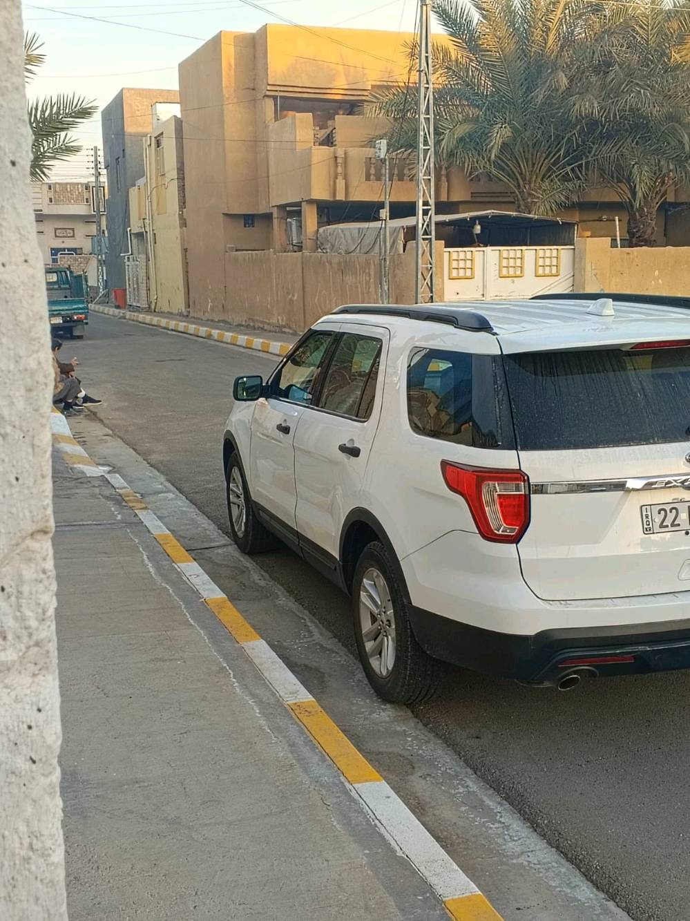 سلام عليكم 
فورد اكسبلور 2017xlt 
6 سلندر 3500 
كير محرك كفاله عامه 
السياره داخله كلين فقط بيها صبغ جاملغ بل عراق 
تبريد 3 قطع 
شفتات ستيرن 
مثبت سرعه 
كشنات كهرباء 
تدفئه كشنات 
تدفئه ستيرن 
السعر 178 رقم اربيل 
***********