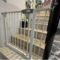 باب حماية • للدرج • شبه جديد