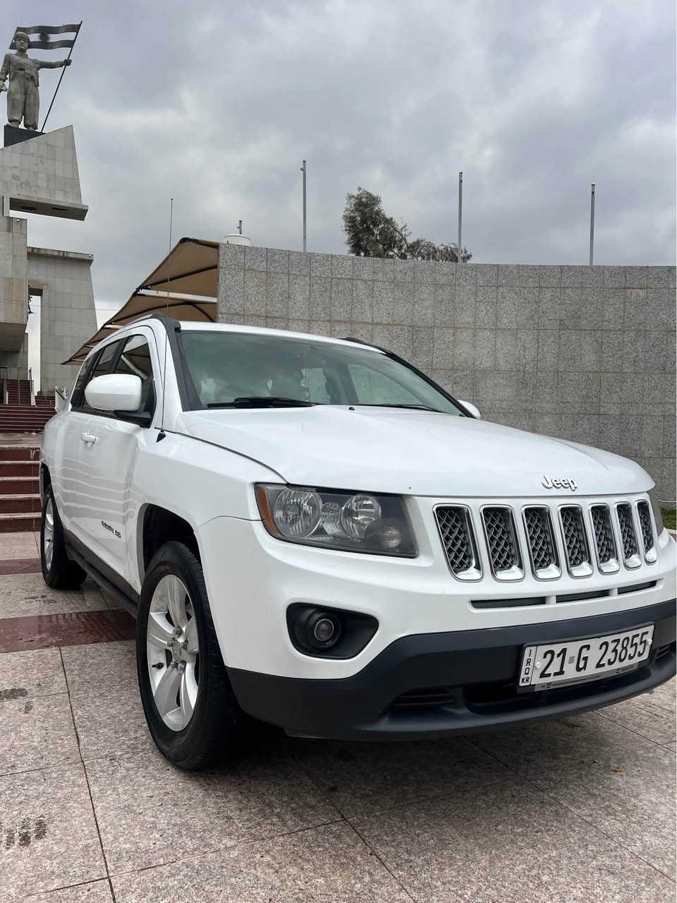 Jeep compass 2016 
مەکینە 20 
کوشن کرێمی
کامل لایت زینۆنی ئەسڵ
کوشن هیتەر 
شەغال
تەعدیل سورعە
کلین تایتڵ هیچی پێوەنیە تەنها یەک دوو شوێن قەڵەم کاریە و تەواو 
گێڕ و مەکینە بەشەرت نەکراوە 
95 هەزار ڕۆشتوە
سەنەوی تا مانگی 9/2028 نوێیە
کامل سێرڤسی بۆ کراوە ڕۆن و هایدرۆلیکی گێڕی تازە گۆڕاوە شەریکەی mutul
هەموو زانیاریەکانم نوسیوە مشتەری تەلەفۆن بکە یان نامە بنێرە لەخزمەت دام شوێم چواقوڕنە
***********
*********** رانية, السليمانية
