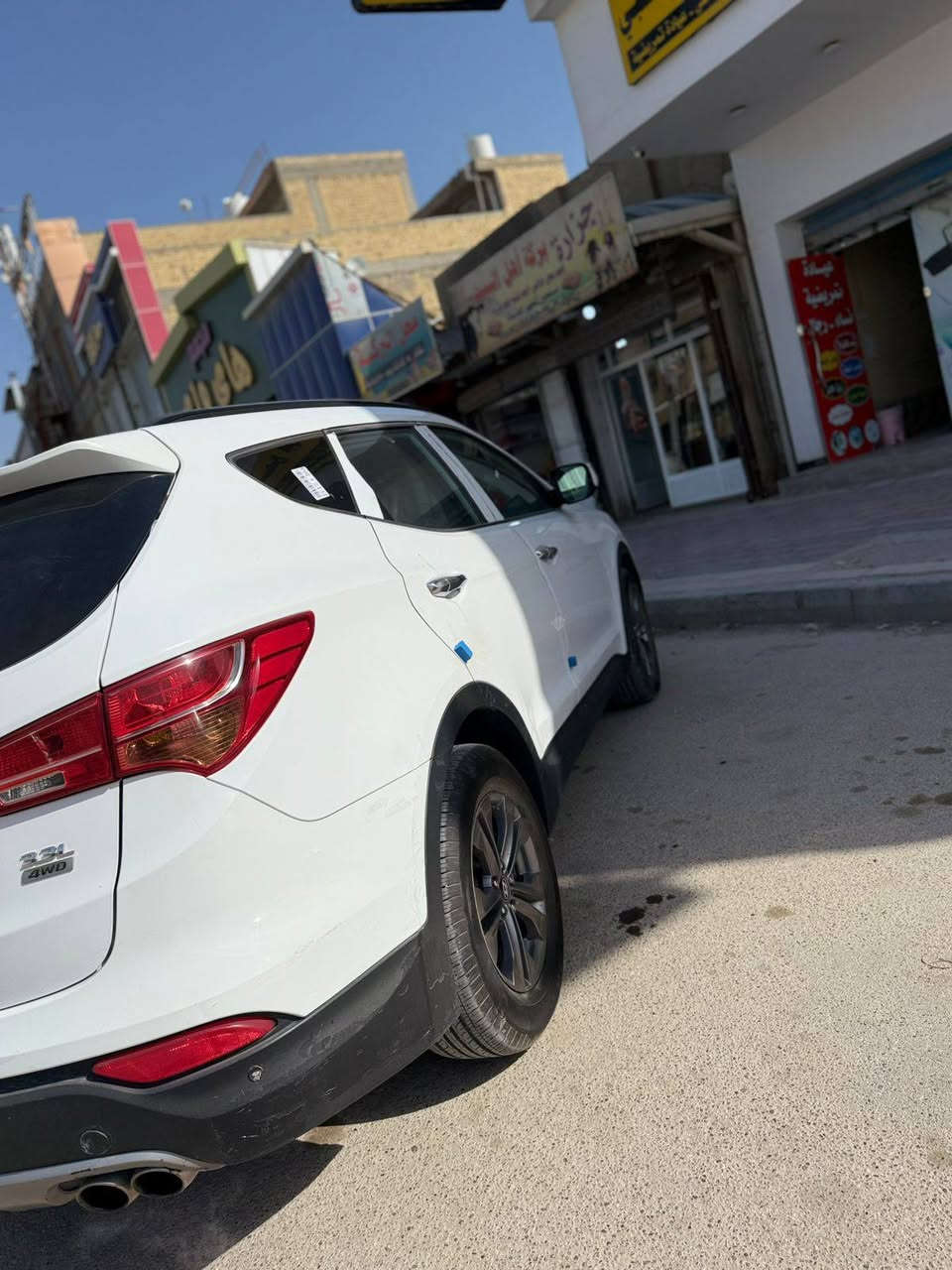 سنتافيه موديل 2013 السياره جاهزه 

6 سلندر خليجي 

7 راكب 

3 قطع تبريد  فور ويل 

بيها تبديل بنيد وبدنه وبارد خفيف بلباب الخلفي مبين بدون تعمير تبريد شغال تخم تاير جديد شاشه كبيره كامره اصليه بلاد محرك شرط لا تبخير ولا مفتوح  كل نقص ما بيها السياره ماشيه 172 ألف تحويل ثاني يوم السياره الناصريه رقم تليفون ***********
