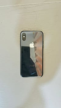 ايفون X • نضيف • بطارية ١٠٠